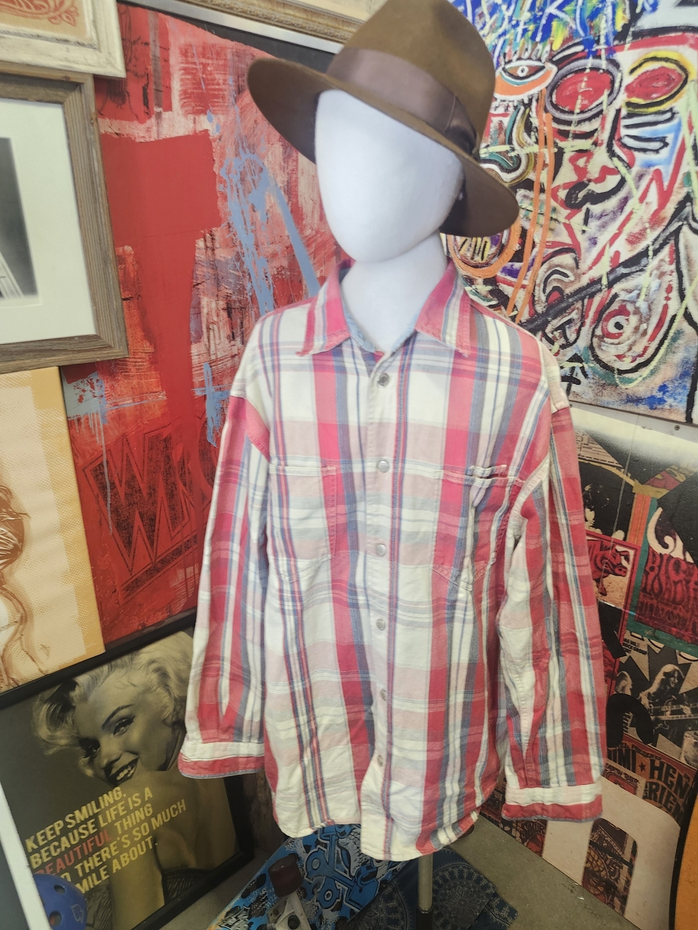Men's Red Plaid Long-Sleeve Button-Down Shirt